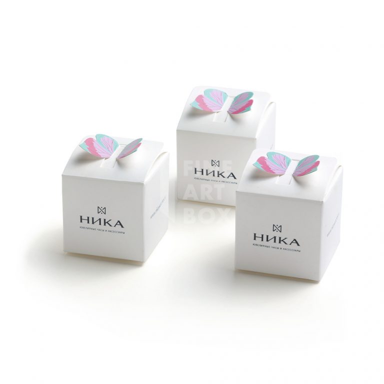 Упаковка подарков: мини-коробочки для конфет с логотипом