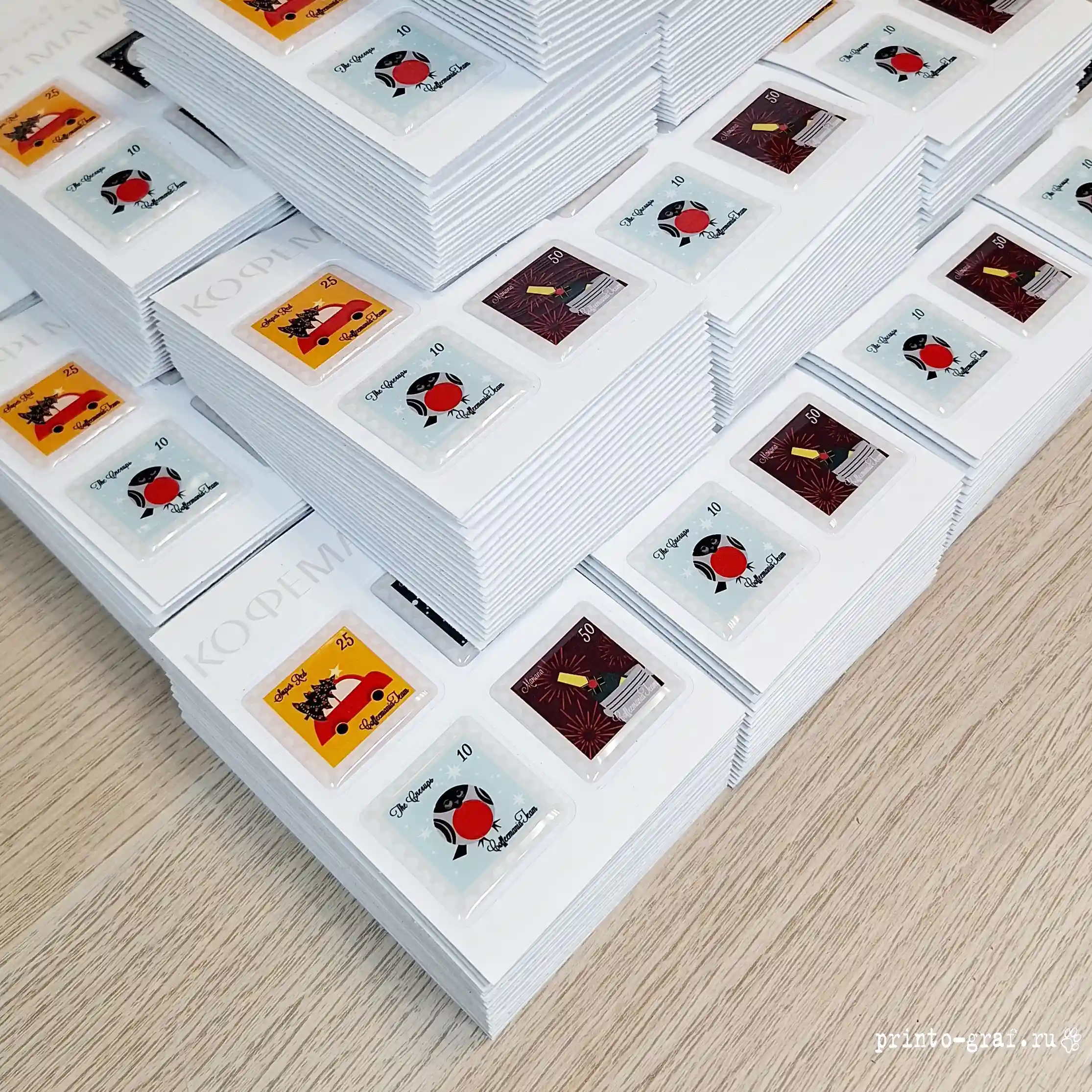 стикер паки объемные с белым фоном разной формы
