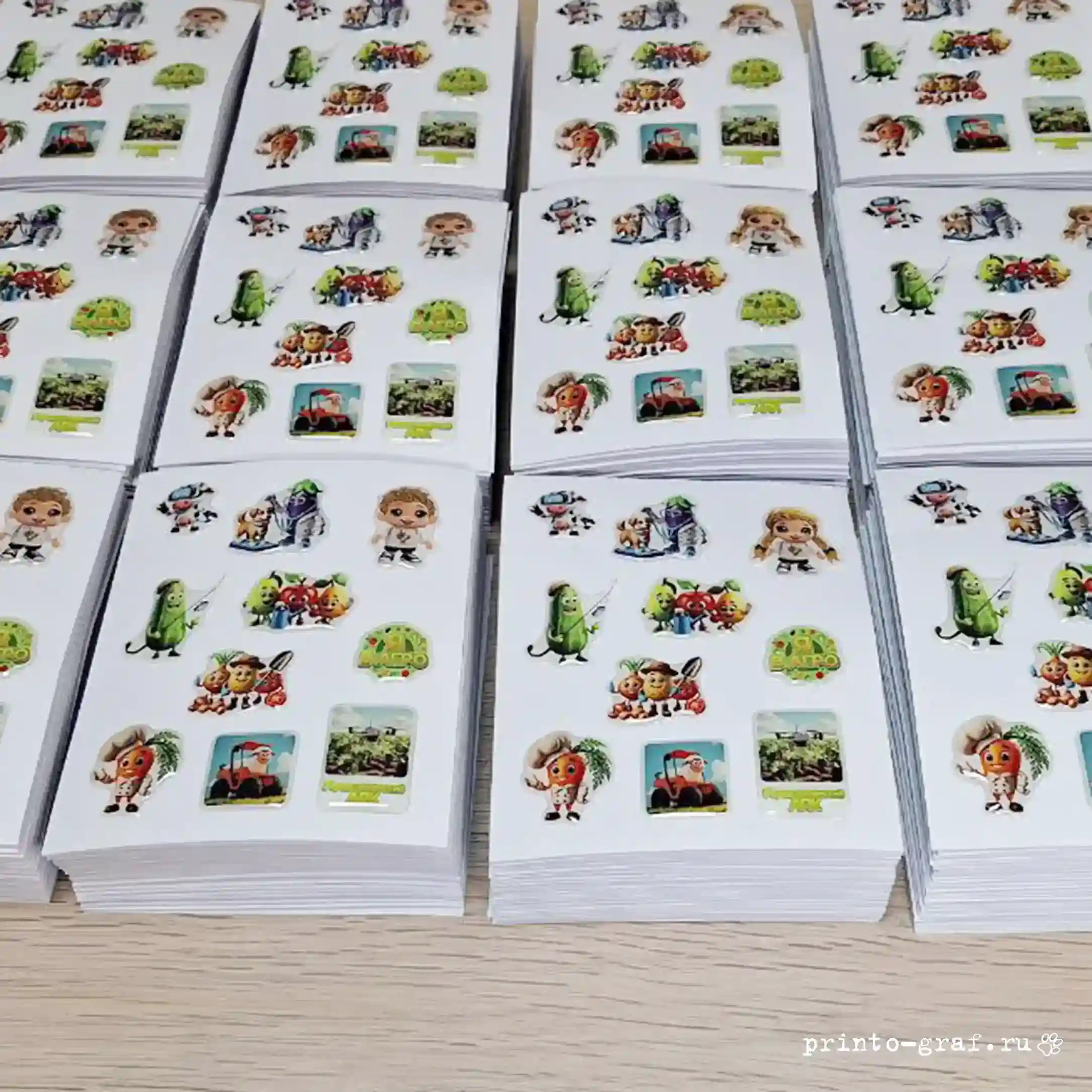 стикерпаки со смолой а6 формат с белым фоном