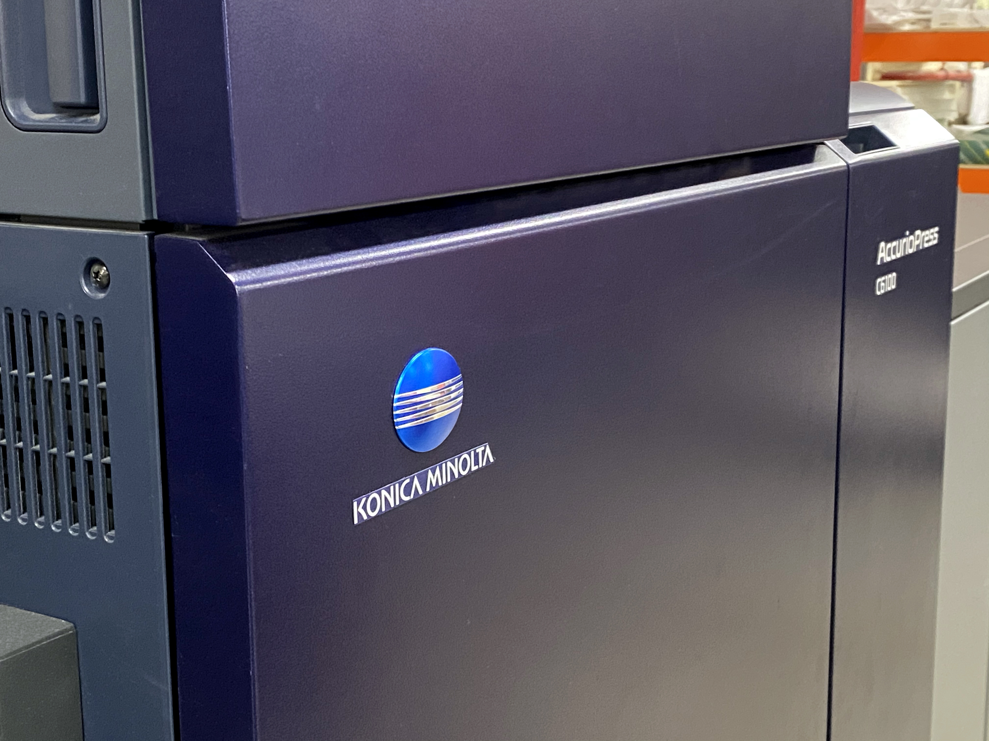 Цифровая печатначя машина KONICA MINOLTA