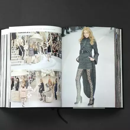 CHANEL CATWALK: The Complete Collections