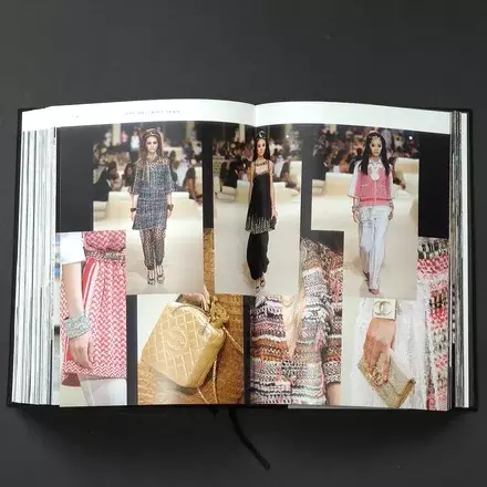 CHANEL CATWALK: The Complete Collections