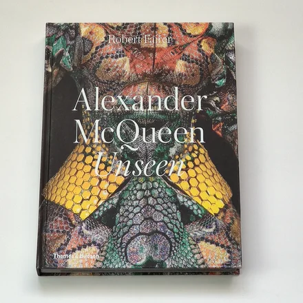 ALEXANDER McQUEEN. UNSEEN