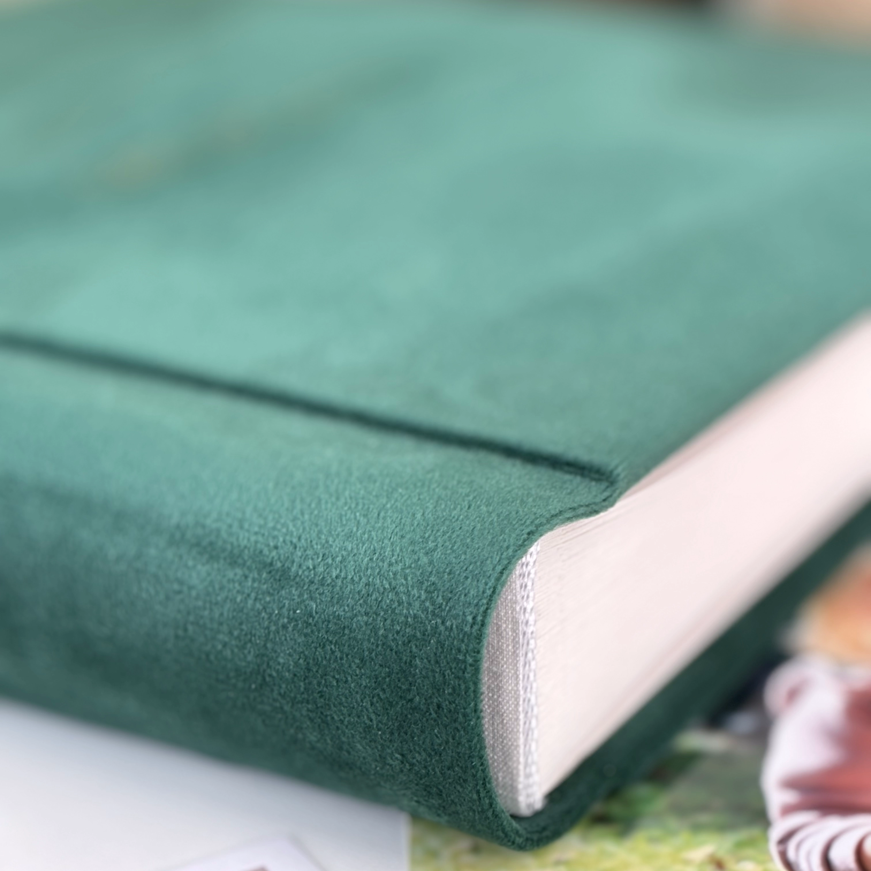 Квадратный с тиснением Квадратный с тиснением