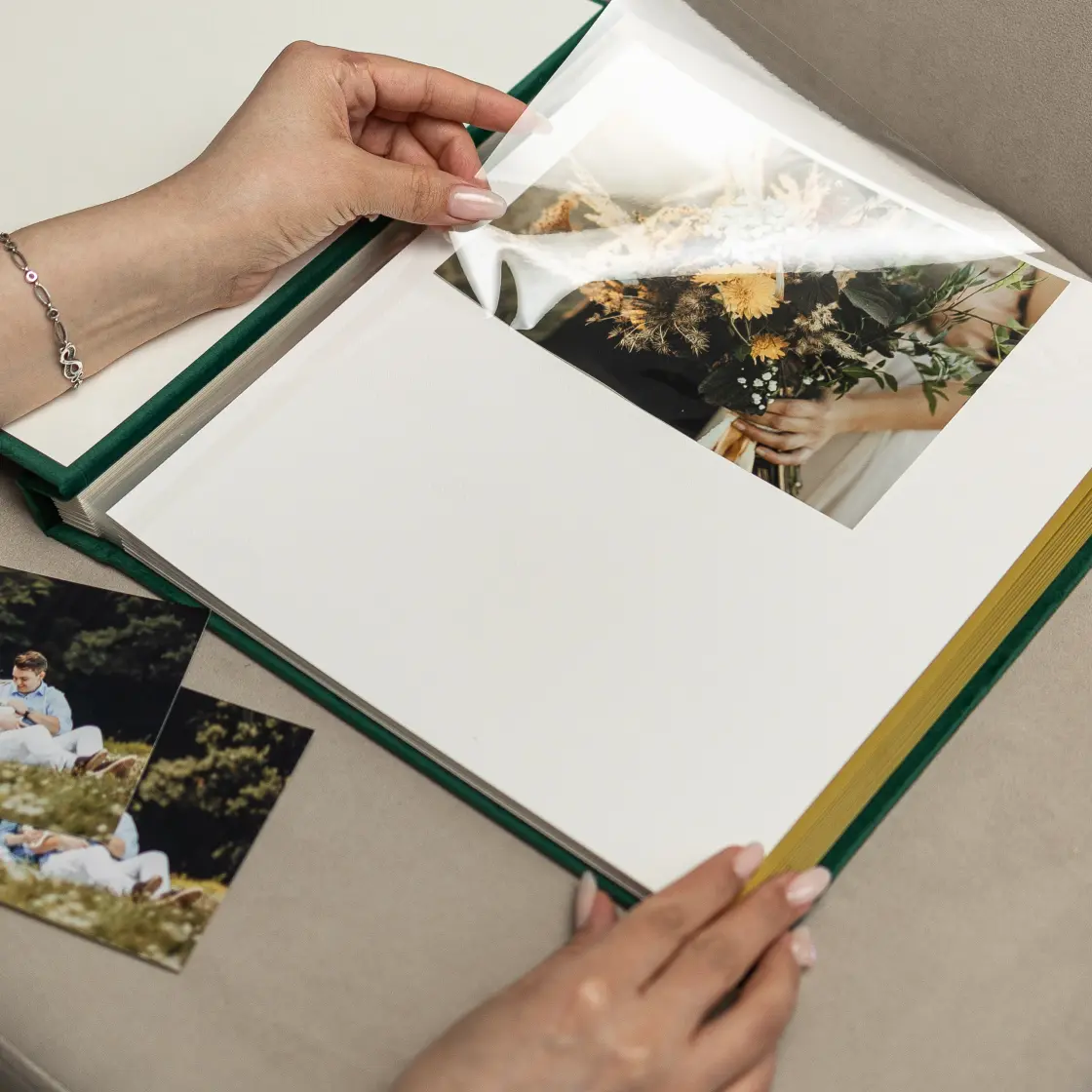 Магнитный с тиснением Магнитный с тиснением