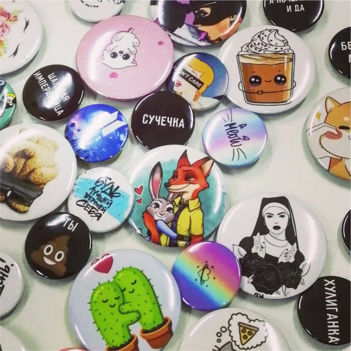 Заказать печать на значках 37 мм