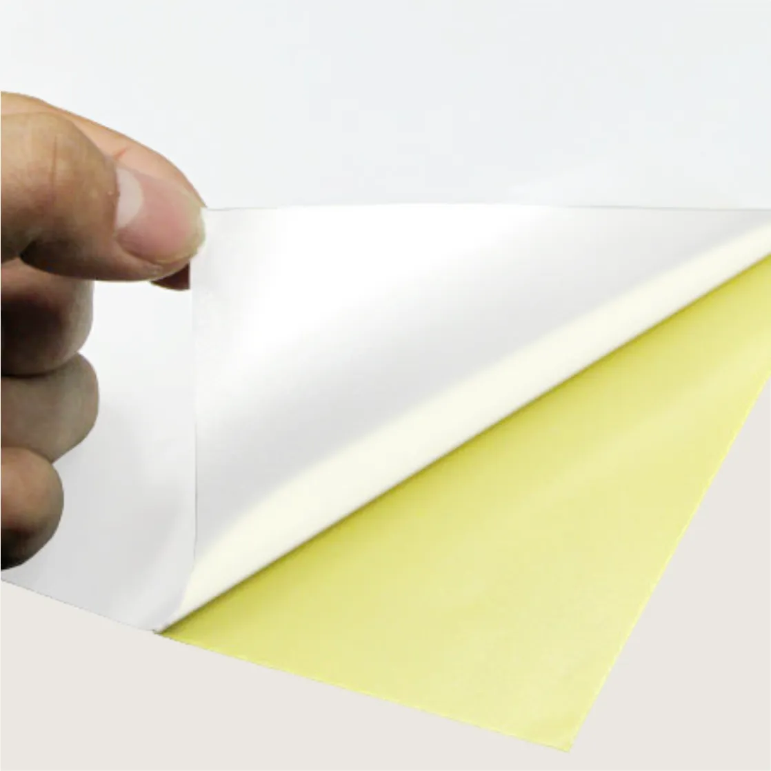 Печать на самоклейке А3+