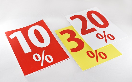 печать на оракале: элементы для витрины