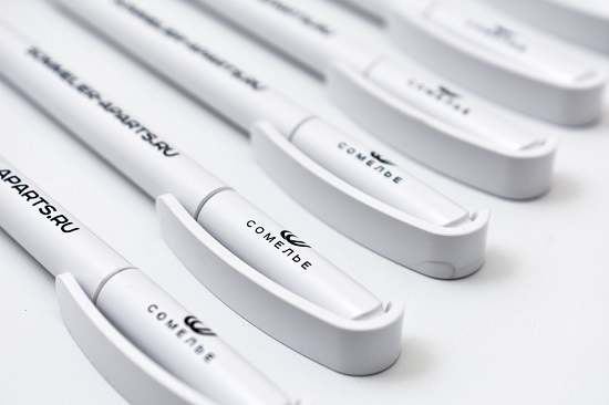 печать на пластиковых ручках