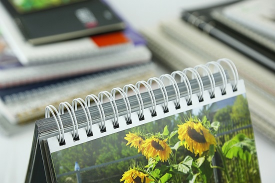 настольный календарь с перфорацией