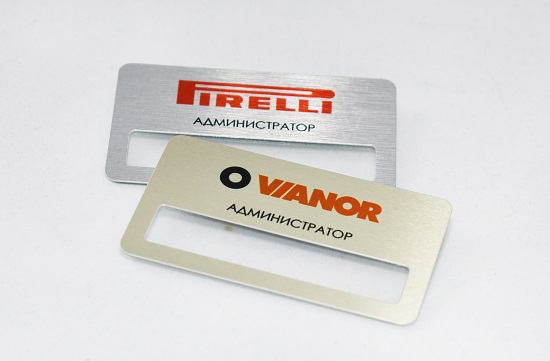 бейджи с окошком под полиграфическую вставку