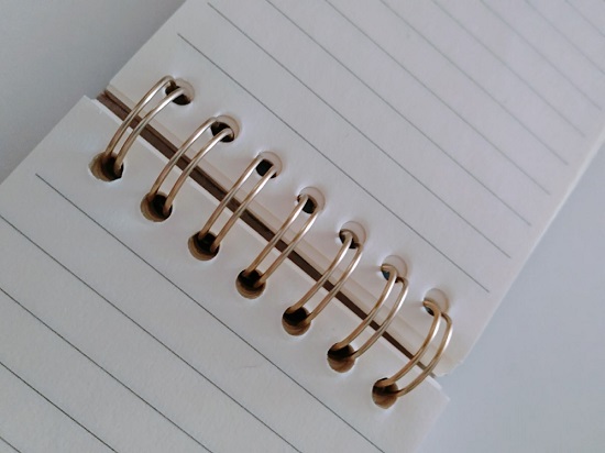 перфорация для крепления пружины