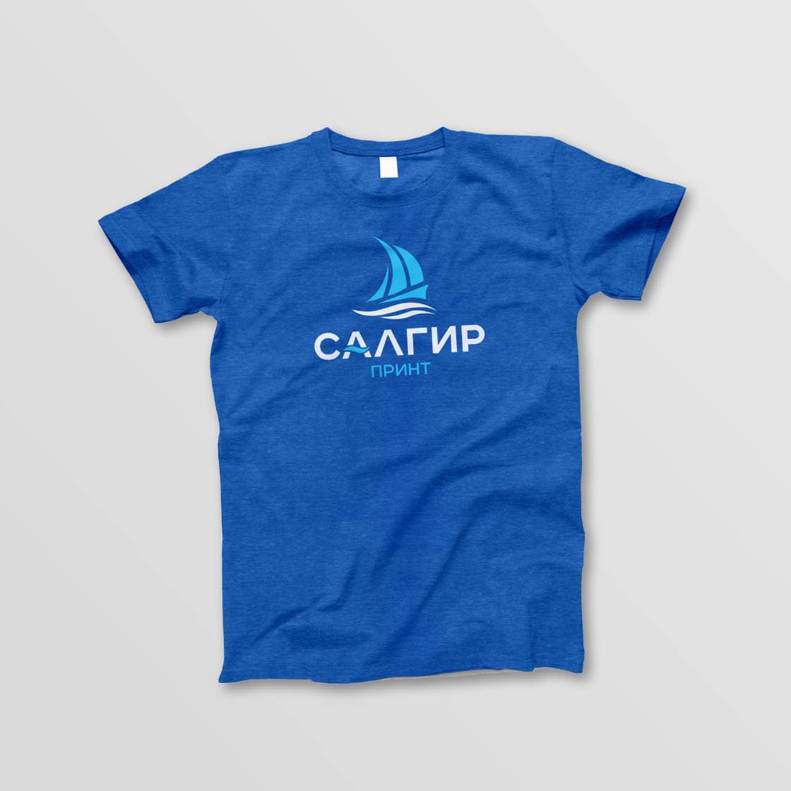 Футболки с печатью логотипов и надписей