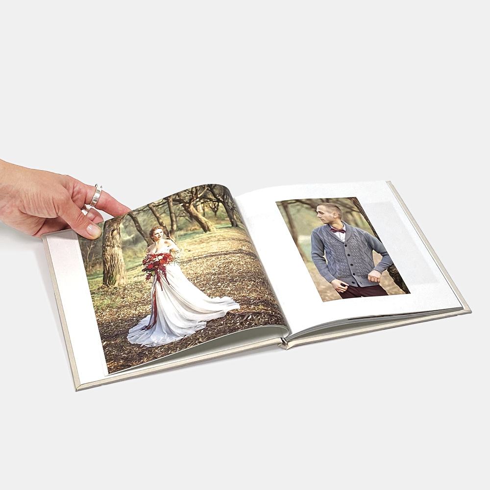Кремовая фотокнига в твердой обложке «Наша свадьба»