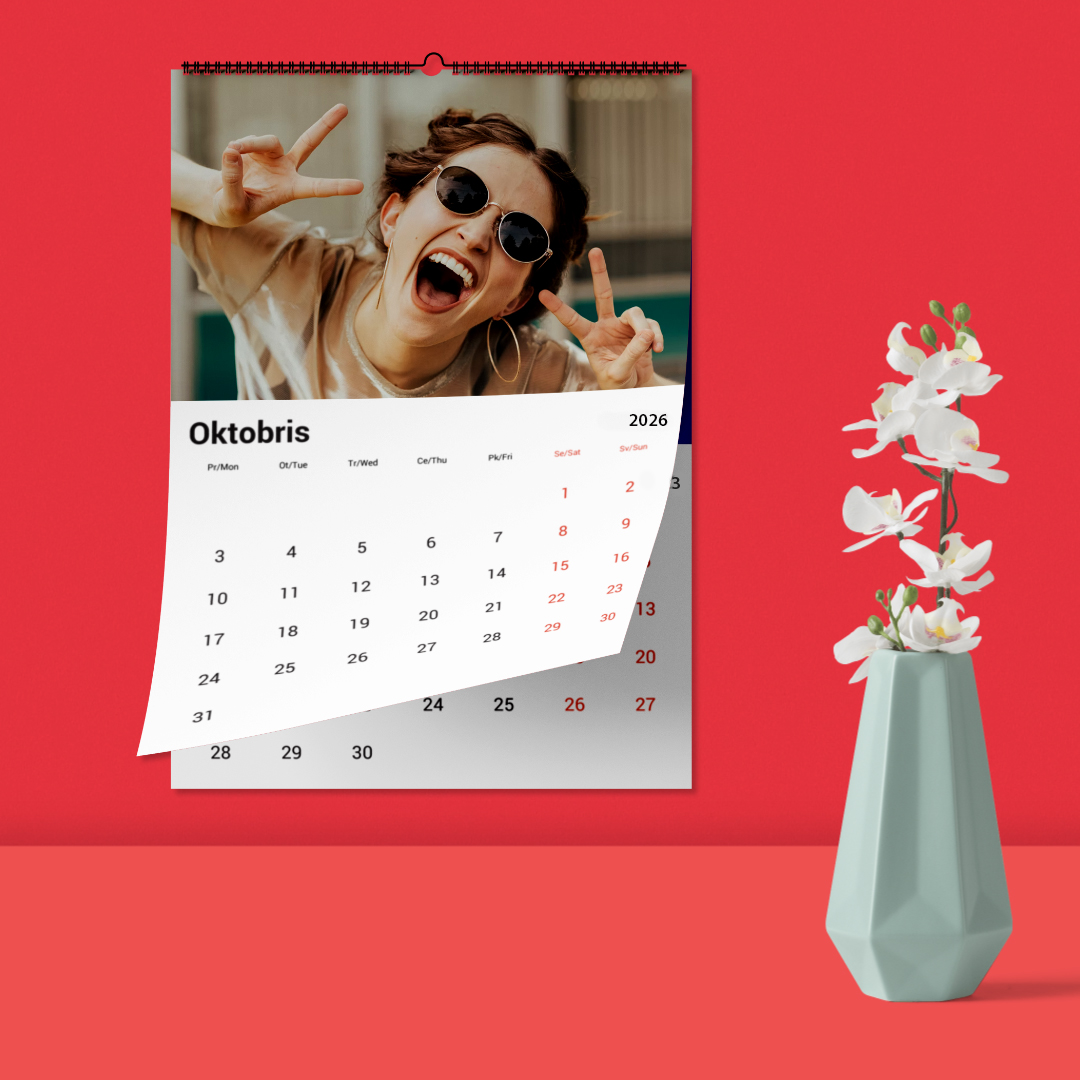 Dāvana, ko novērtē katrs! Pasūti personalizētus sienas kalendārus ar piegādi visā Latvijā.